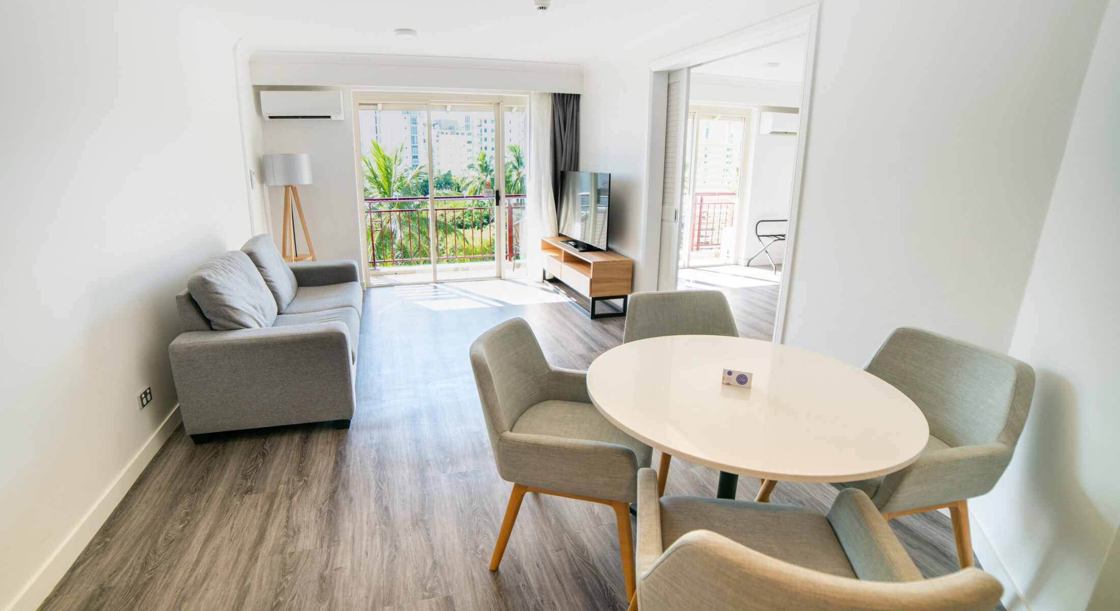 Deluxe Suite